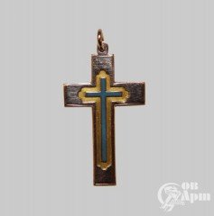 Крест нательный с эмалью